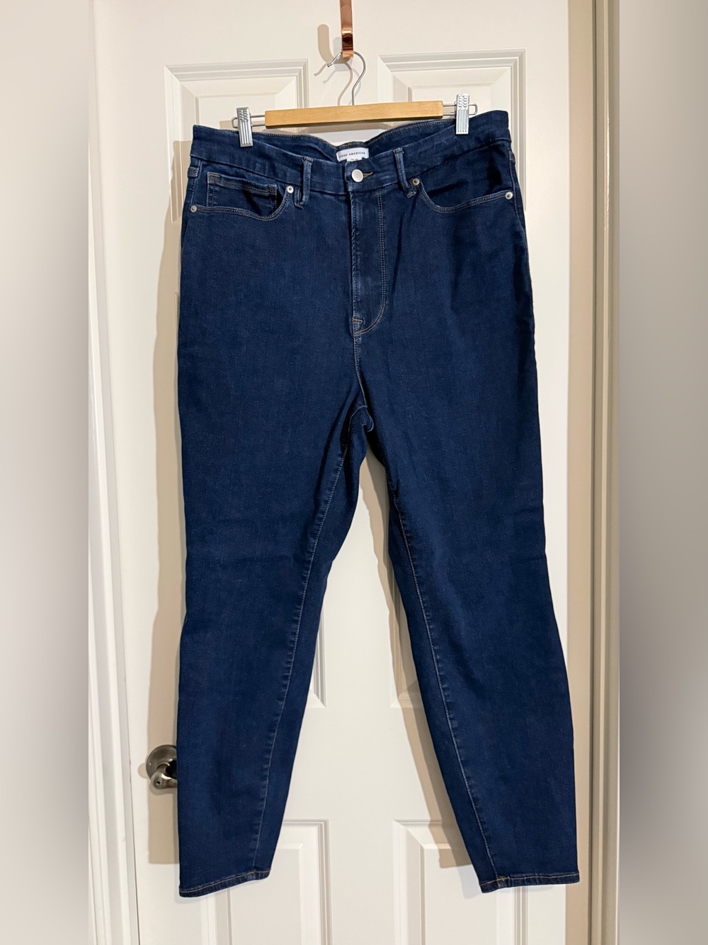Good American Always Fits Skinny Jeans